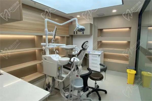 安源北一口腔凤凰天成门诊部诊室