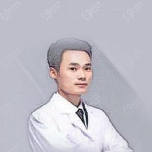 北一口腔凤凰天成门诊部黄坚主医生