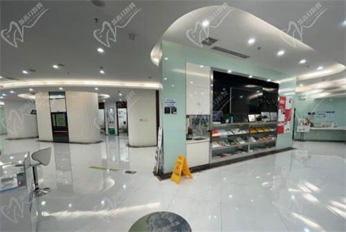 郑州拜博口腔医院种植牙价格