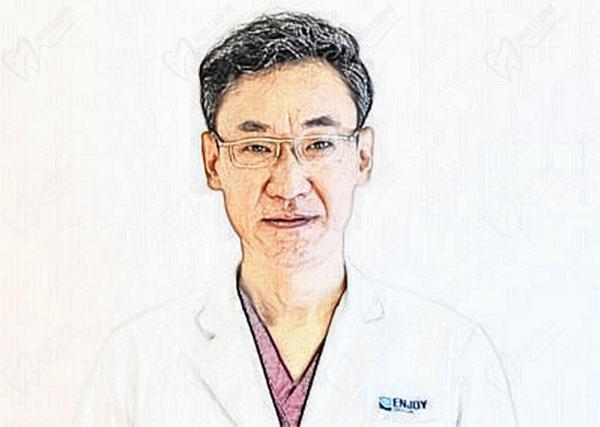 沈阳欢乐仁爱口腔肖春医生
