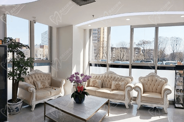 上海新菲口腔门诊部