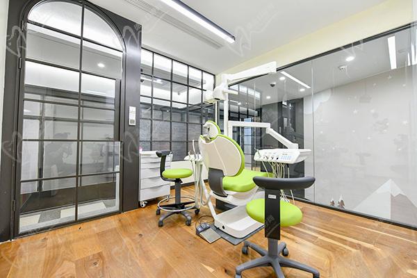 上海马泷齿科·逸雅门诊诊室 上海马泷齿科·逸雅门诊诊室