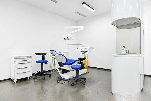 上海马泷齿科·逸雅门诊诊室 上海马泷齿科·逸雅门诊诊室