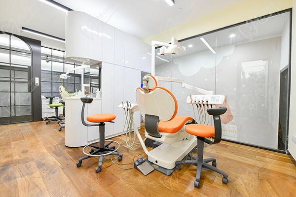 上海马泷齿科·逸雅门诊诊室 上海马泷齿科·逸雅门诊诊室