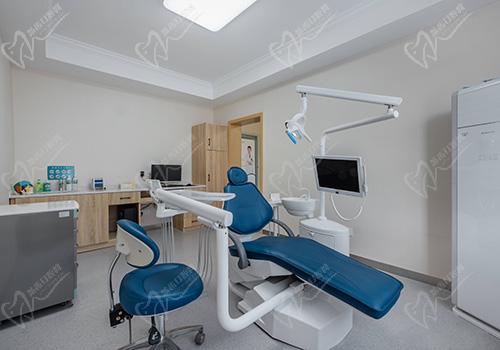 爱牙邦口腔医院诊室
