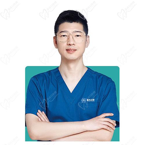 金鑫上海聚力口腔种植副院长 金鑫上海聚力口腔种植副院长