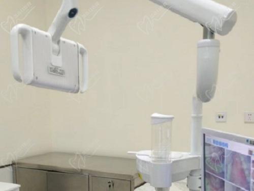 佛山登特口腔医院检查室