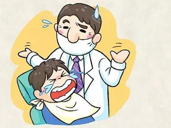 小孩看牙医不配合