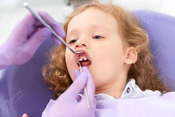 小孩牙龈有脓包怎么办？手术
