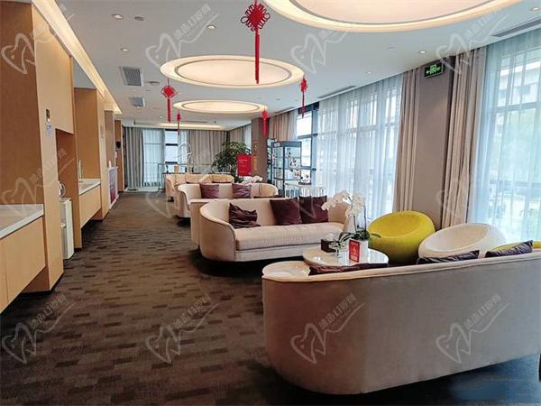 杭州艺星口腔医院休息区