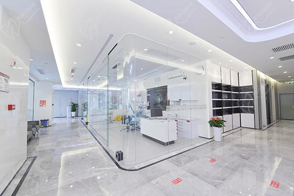 广大口腔荔湾院区正畸医生名单