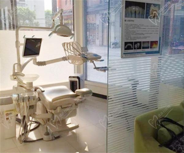 上海新洋口腔门诊部诊室 上海新洋口腔门诊部诊室