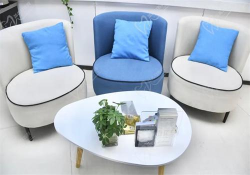 上海新菲口腔医院种植牙多少钱