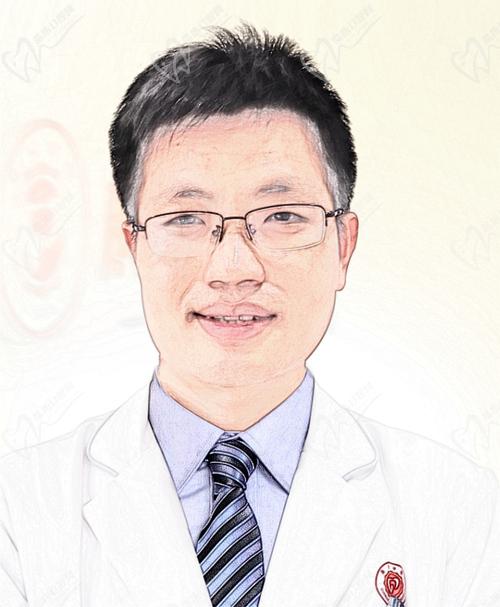何锦泉个人简介