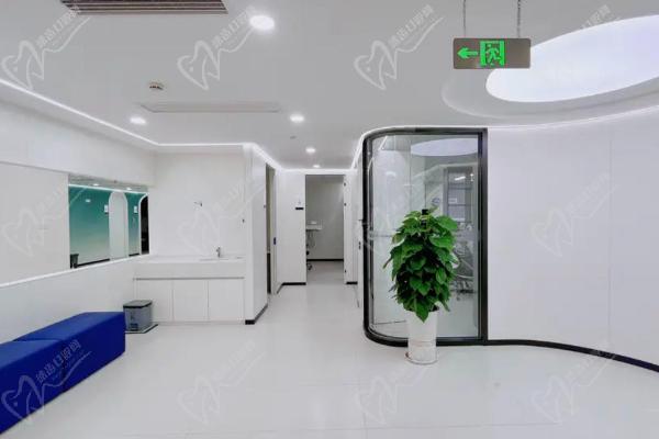 成都青羊三三口腔门诊部 成都青羊三三口腔门诊部