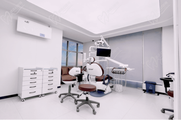 成都青羊三三口腔门诊部 成都青羊三三口腔门诊部