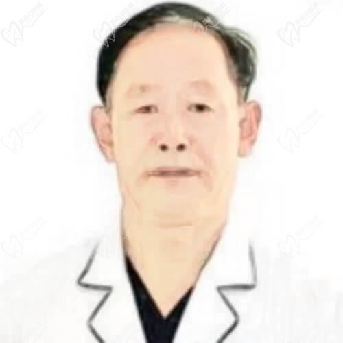 刘维训口腔医生
