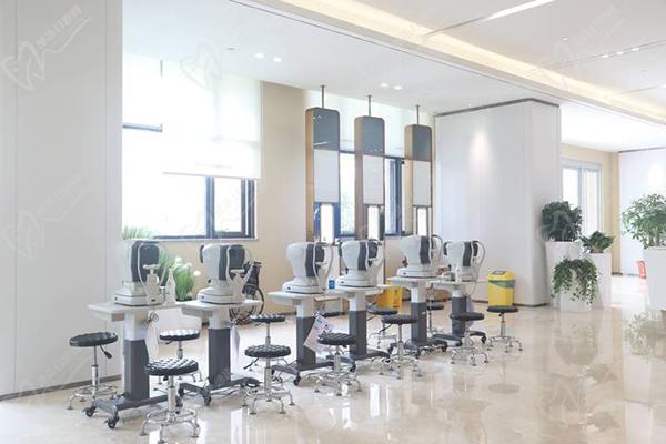 福州爱尔眼科医院院长