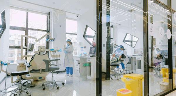 日照东港微笑口腔门诊部诊室