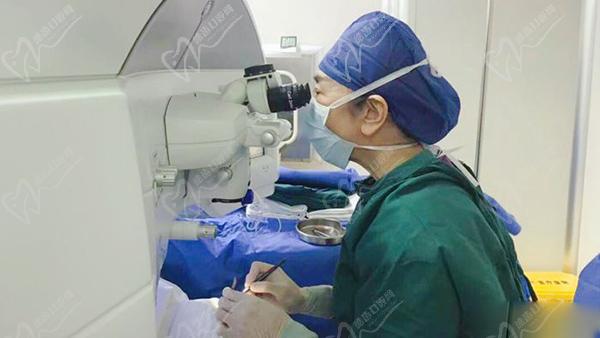 上海和平眼科医院预约挂号方式