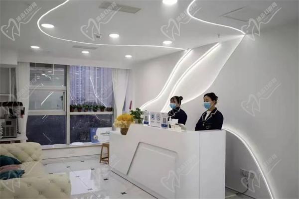 贵阳利美康整形医院前台