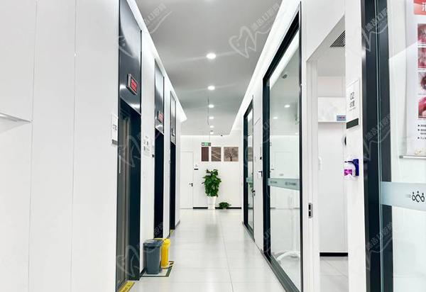 成都三三口腔价格多少 成都三三口腔价格多少