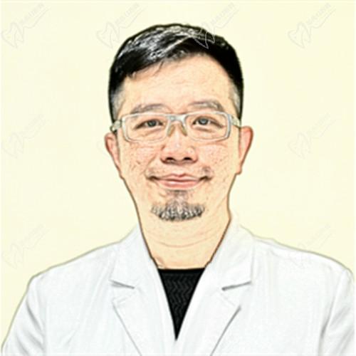 南阳市中心医院整形科医生陈国正