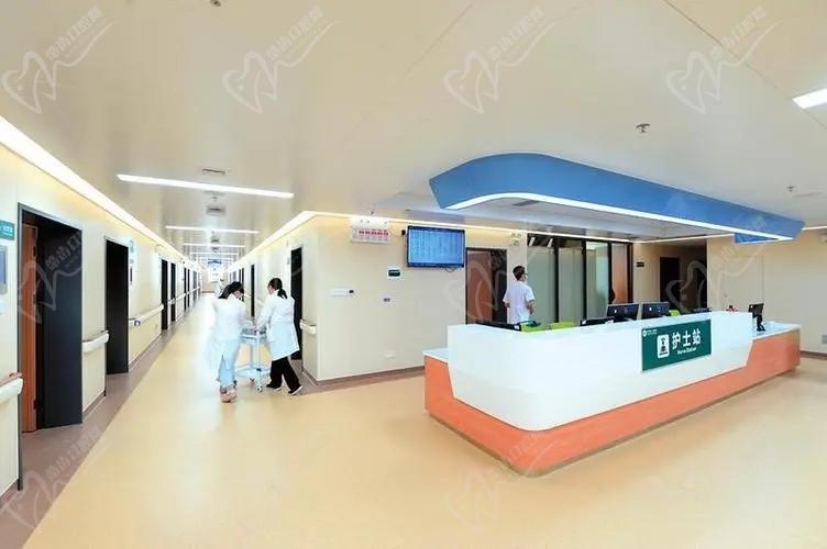 西京医院整形美容中心护士站.jpg