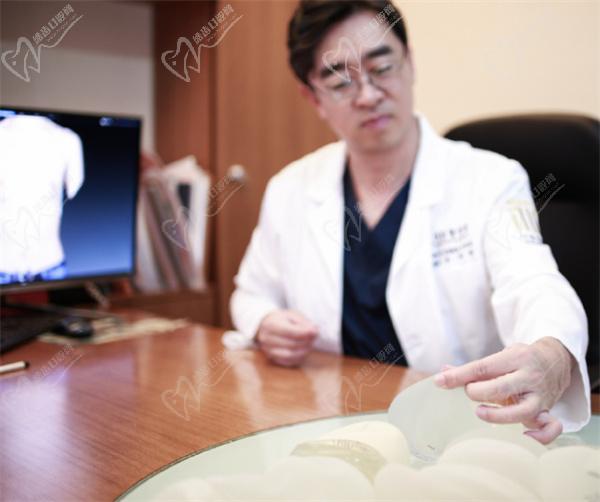玉在镇医生简介