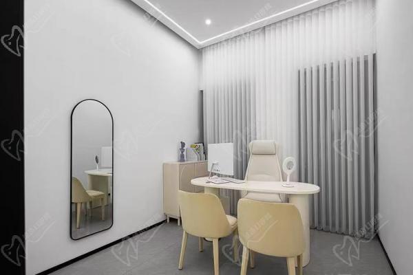 杭州伊甸媛医疗美容诊所咨询室1