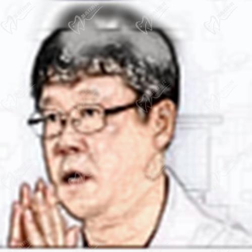 韩国布莱克植发医院辛东沁医生