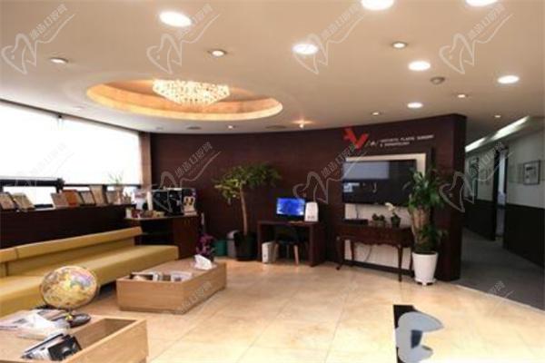  韩国安成烈整形外科医院大厅