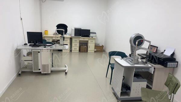 安阳林州开元康目眼科门诊部检查室