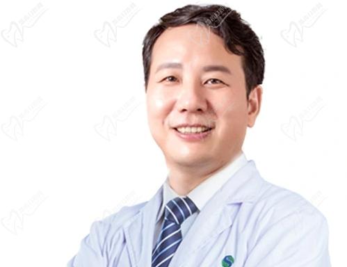 万友望医生个人资料