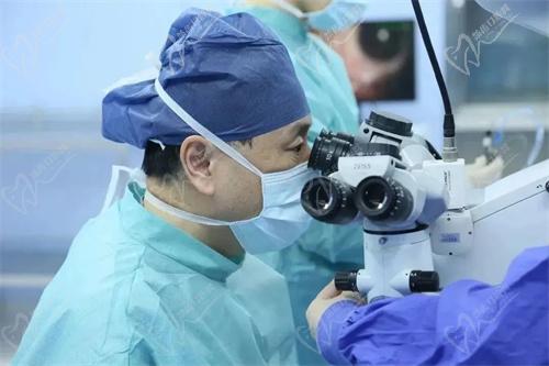 普瑞眼科卢奕医生怎么样