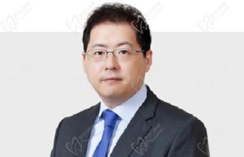 魏亨坤高难度鼻修复