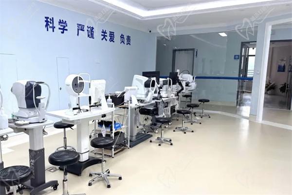 大连麦迪格眼科医院仪器