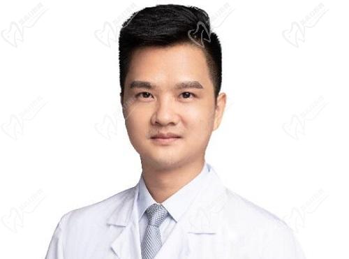 深圳福雅胡俊杰简历