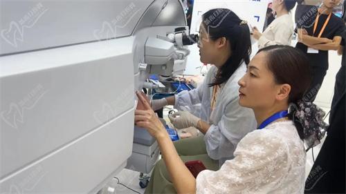 成都普瑞眼科周继容医生简介