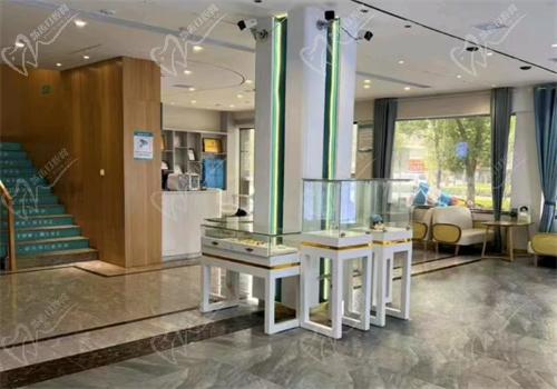 娄底爱牙邦口腔医院地址在哪里