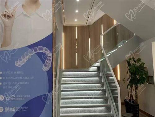 鞍山启宏口腔医院简介