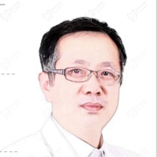 贵阳柏乐口腔医院方振炎医生