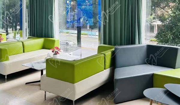 深圳美莱口腔休息区