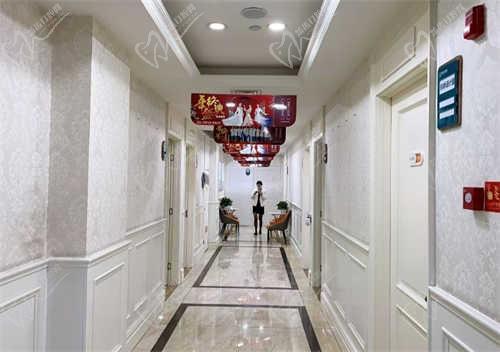 重庆军科整形医院