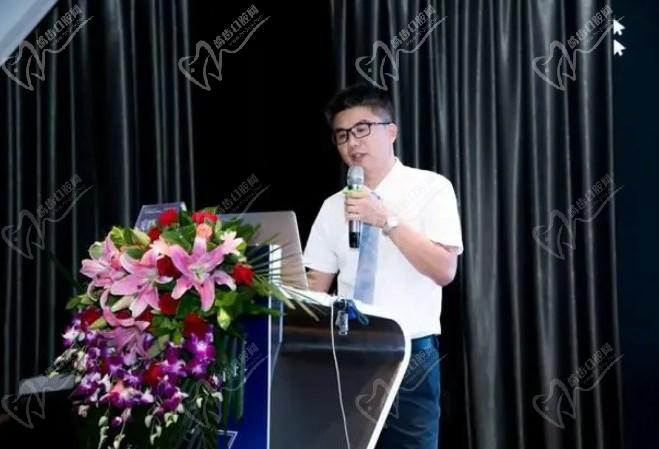 安晓巨医生个人简历图片