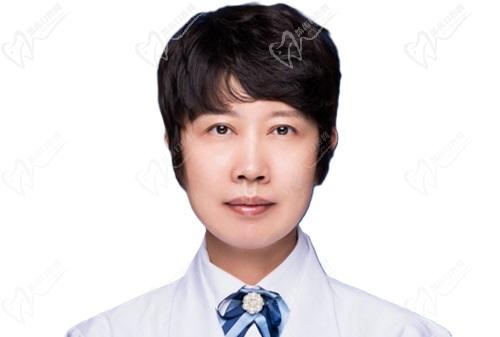 成都西区医院整形美容李虹医生