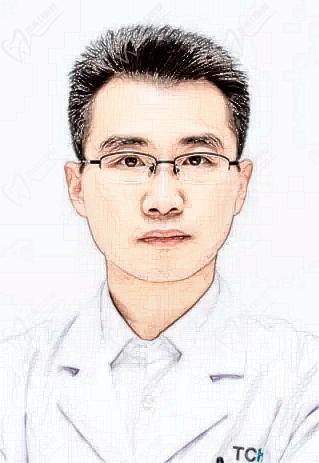重庆米兰柏羽时光整形美容医院微整形中心副院长：肖庆彦