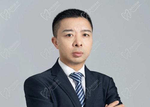 郭林林医生的个人背景 郭林林医生的个人背景