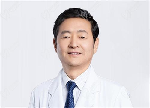 合肥普瑞眼科廖荣丰医生简介 合肥普瑞眼科廖荣丰医生简介