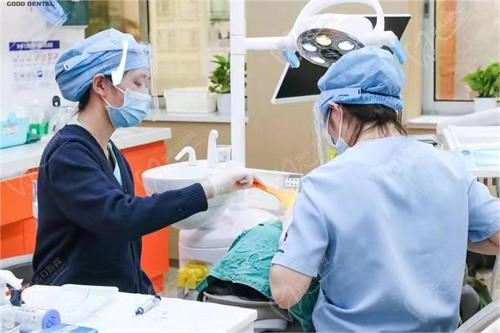 东莞固德口腔门诊部做登腾种植牙优势